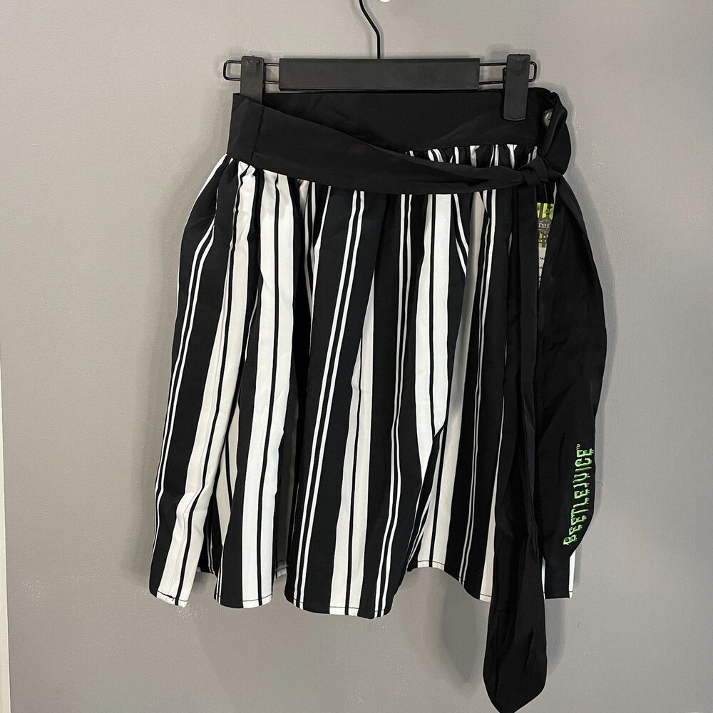 Unique Vintage x Beetlejuice Womens M Striped Party Swing Skirt NWT